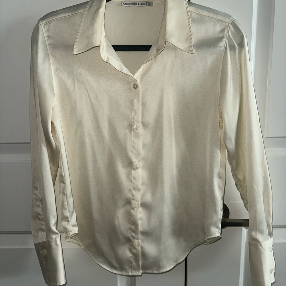 Abercrombie & Fitch Ivory Button-Down Shirt